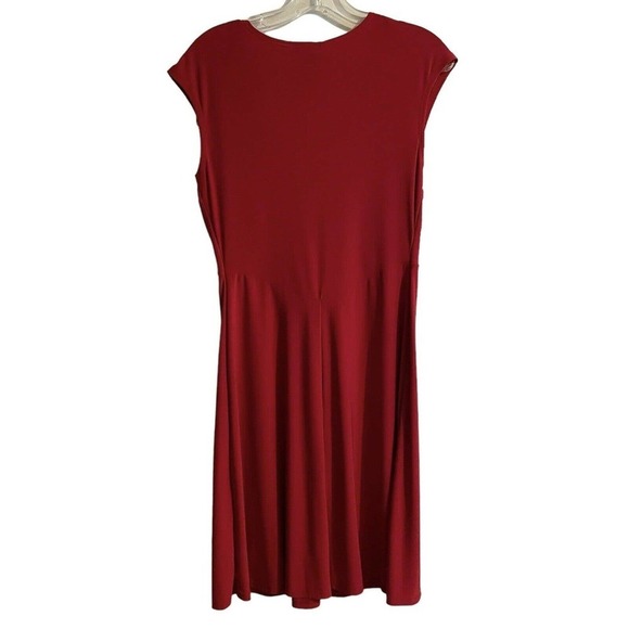 Bisou Bisou Dress Women Size 8 Red Cap Sleeves Fit n Flare Rhinestones V… - Picture 4 of 8